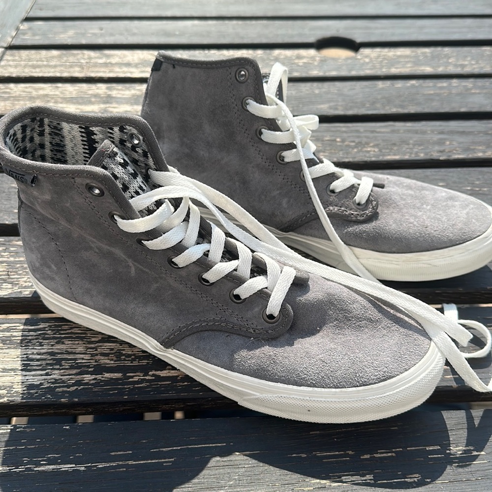 Vans Womens high top Gray Suede High Top Knit Aztec Insole